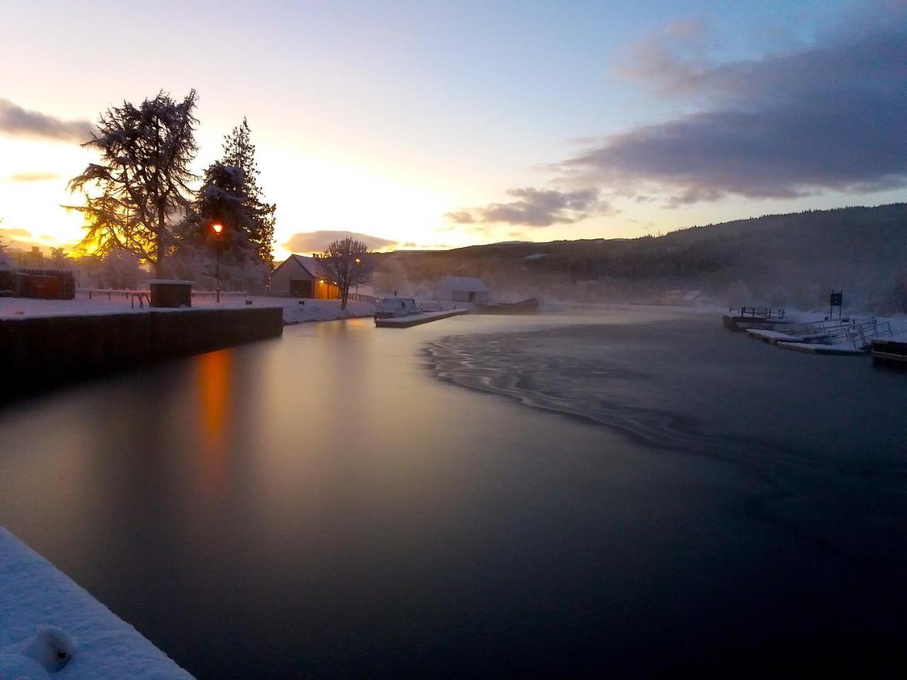 Loch Ness Highland Cottages With Partial Loch View Invermoriston Ngoại thất bức ảnh
